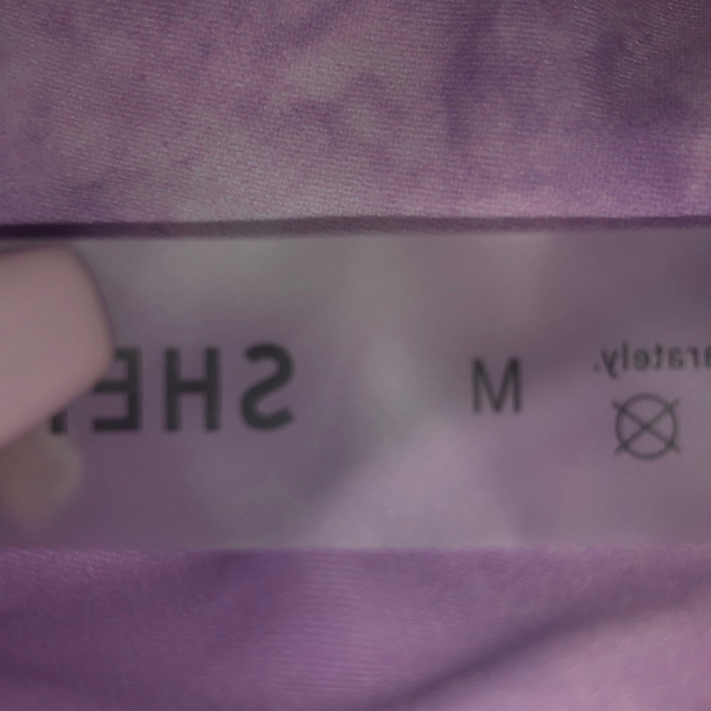 Bathing suits - Picture 6 of 9